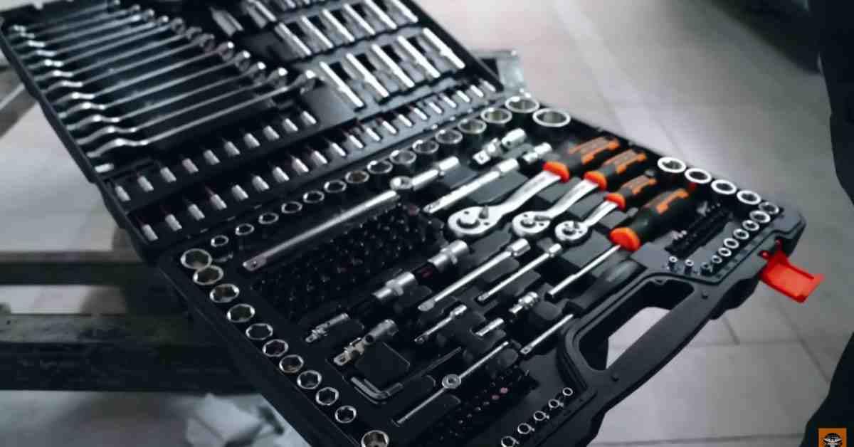 Types Of Tools In Industrial Mechanic Tool Set