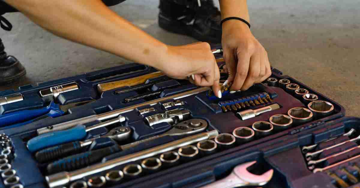 Mechanic Hand Tools Set